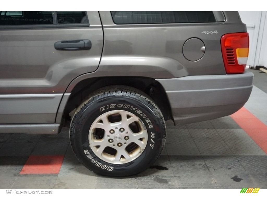 2000 Grand Cherokee Laredo 4x4 - Taupe Frost Metallic / Agate photo #67
