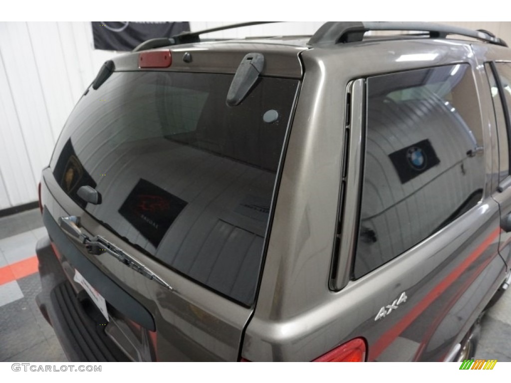 2000 Grand Cherokee Laredo 4x4 - Taupe Frost Metallic / Agate photo #81