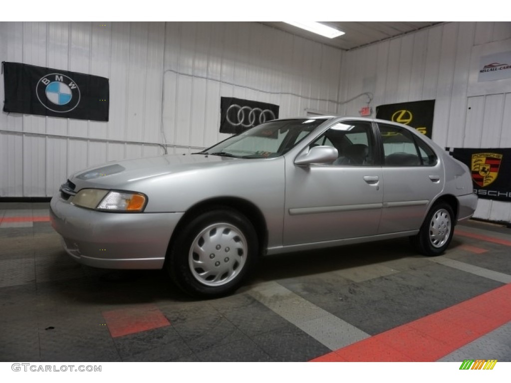 1999 Altima GXE - Platinum Metallic / Dusk photo #2