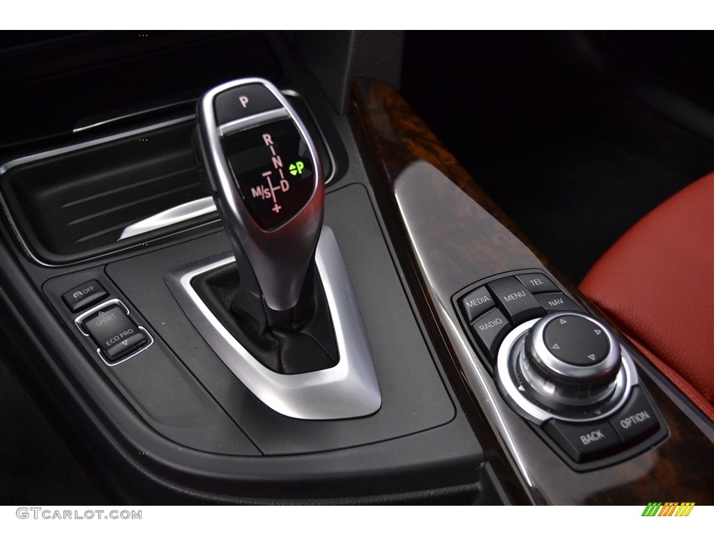 2013 3 Series 335i Sedan - Black Sapphire Metallic / Coral Red/Black photo #25