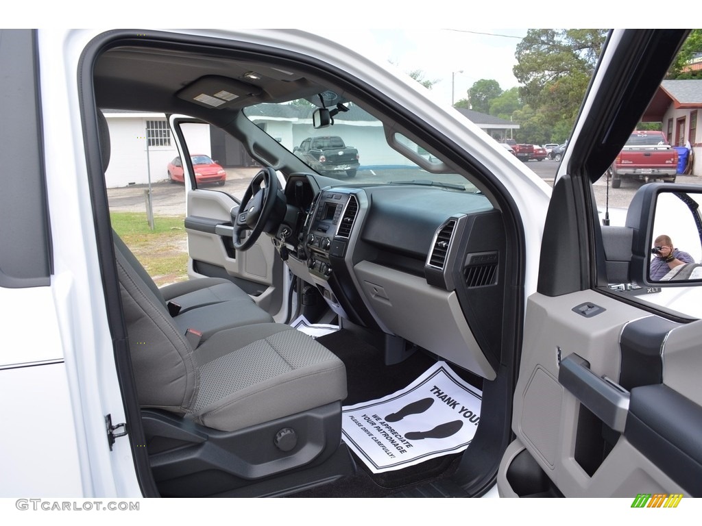 2016 F150 XLT Regular Cab 4x4 - Oxford White / Medium Earth Gray photo #22