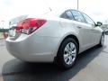 Champagne Silver Metallic - Cruze LS Photo No. 9