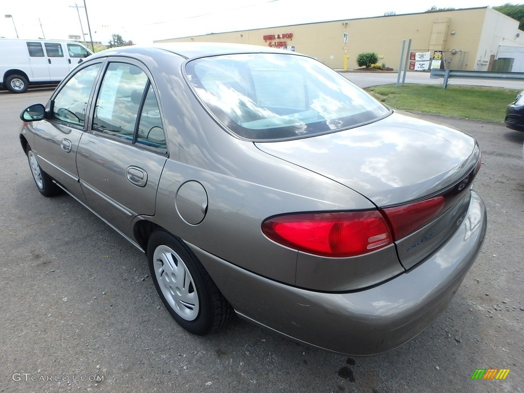2002 Escort SE Sedan - Mineral Gray Metallic / Medium Graphite photo #2