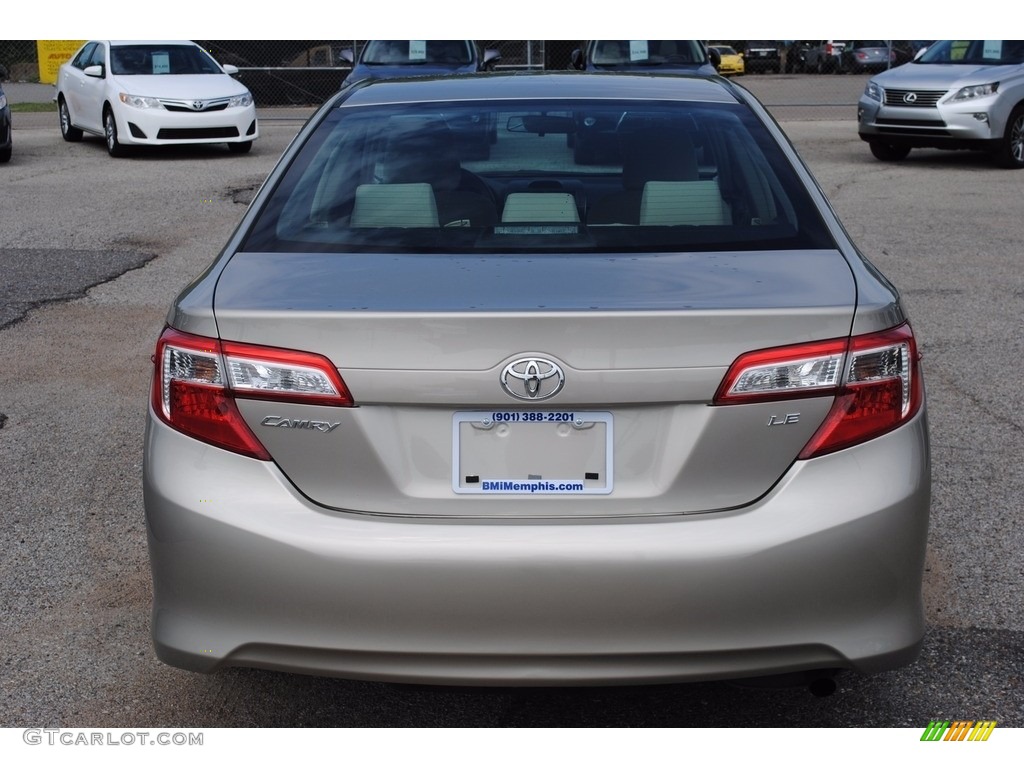 2013 Camry LE - Champagne Mica / Ivory photo #4