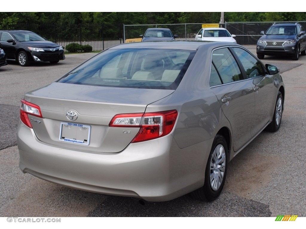 2013 Camry LE - Champagne Mica / Ivory photo #5