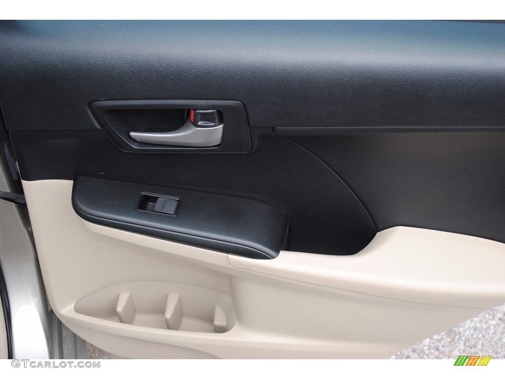 2013 Camry LE - Champagne Mica / Ivory photo #19