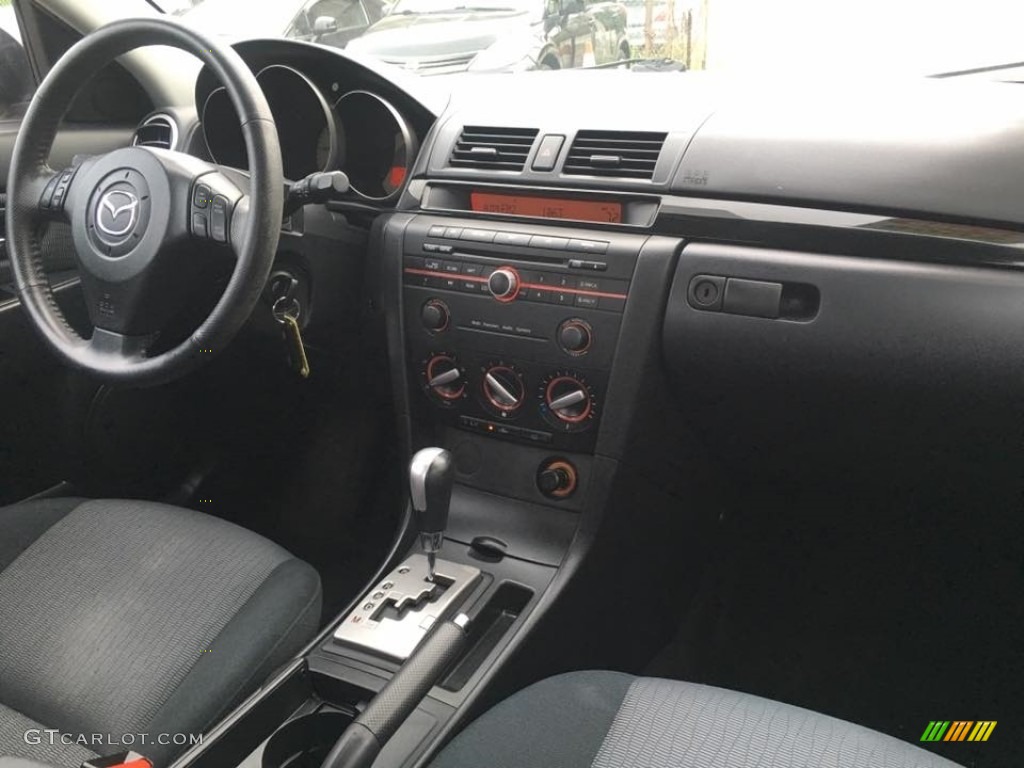 2008 MAZDA3 i Touring Sedan - True Red / Black photo #14