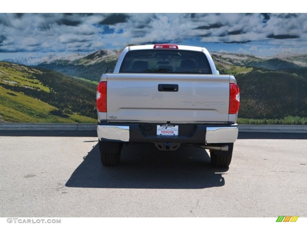 2016 Tundra SR5 CrewMax 4x4 - Silver Sky Metallic / Graphite photo #4