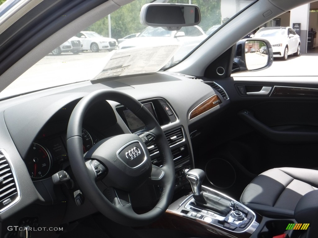 2016 Q5 2.0 TFSI Premium quattro - Monsoon Gray Metallic / Black photo #18