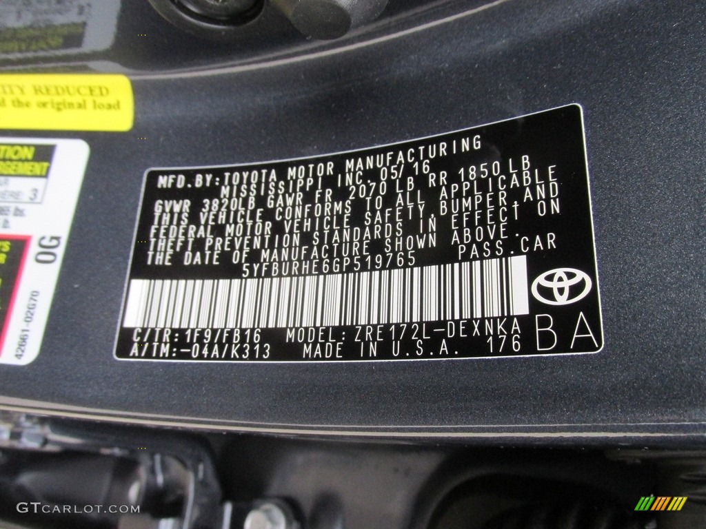 2016 Toyota Corolla LE Plus Parts Photos