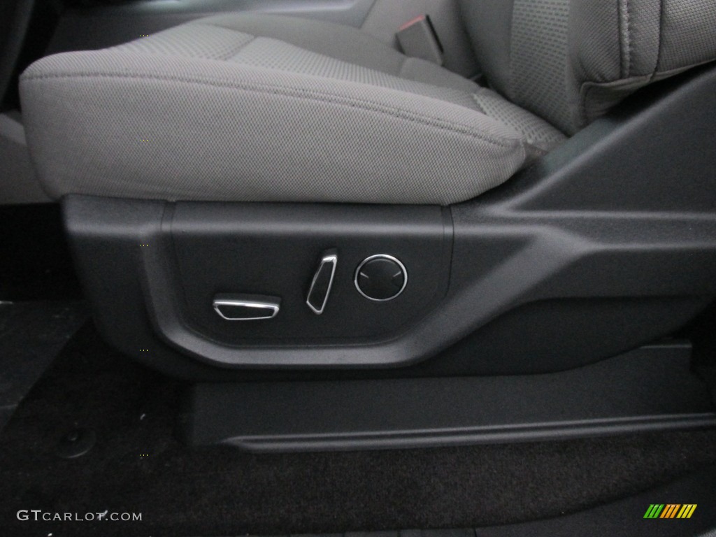 2016 F150 XLT SuperCrew 4x4 - Shadow Black / Medium Earth Gray photo #24