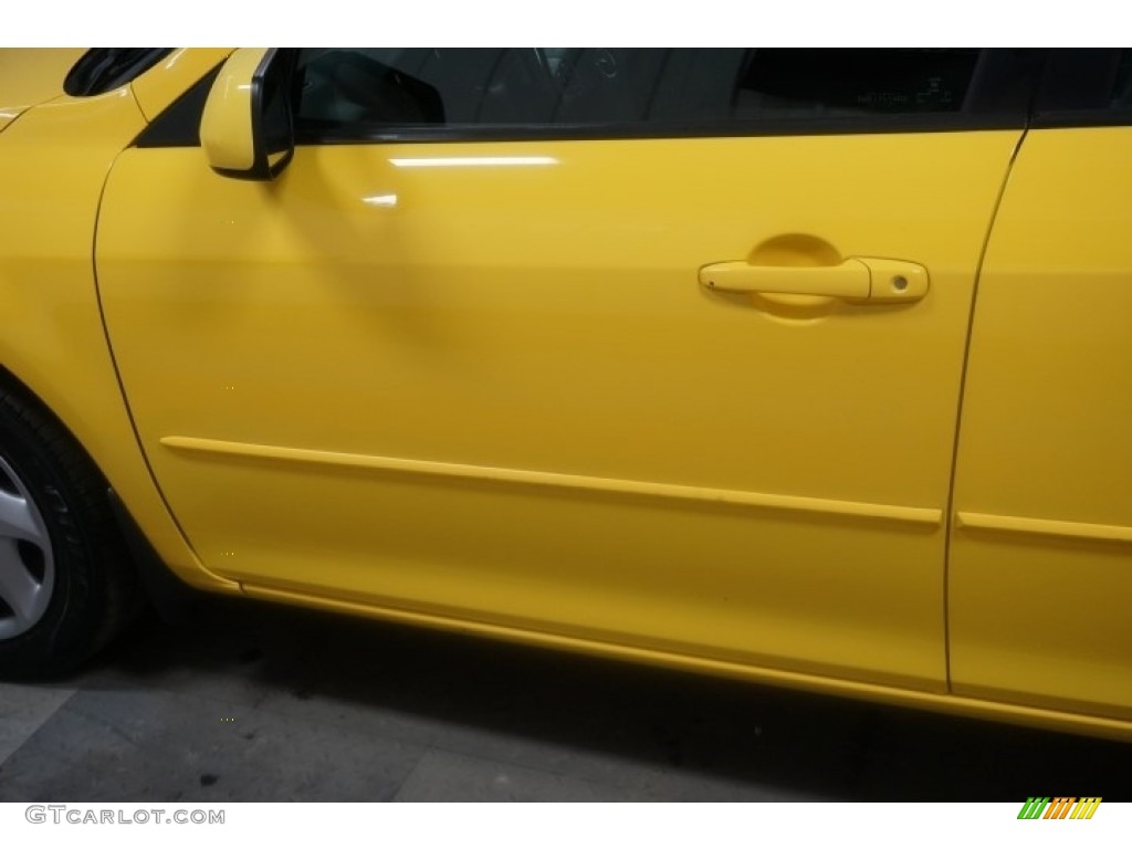 2003 MAZDA6 i Sedan - Speed Yellow / Black photo #80