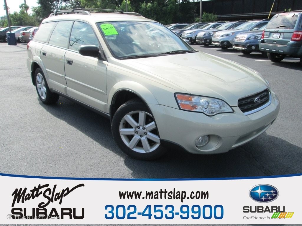 Champagne Gold Opalescent Subaru Outback