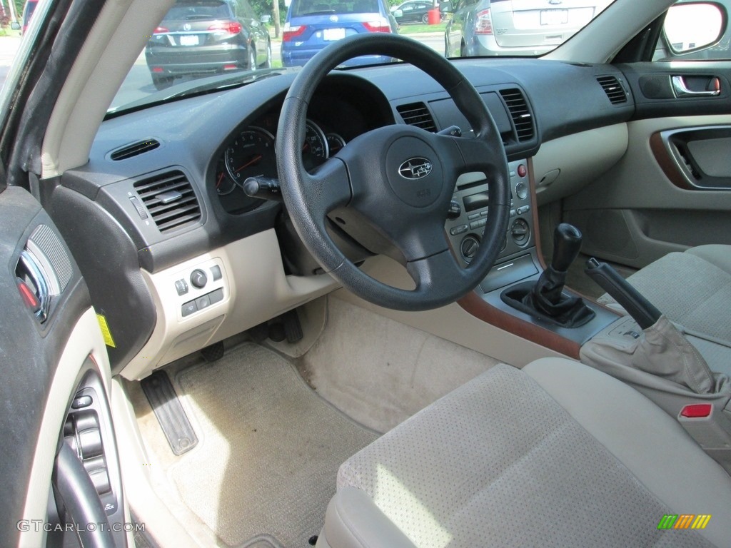 2006 Outback 2.5i Wagon - Champagne Gold Opalescent / Taupe photo #11