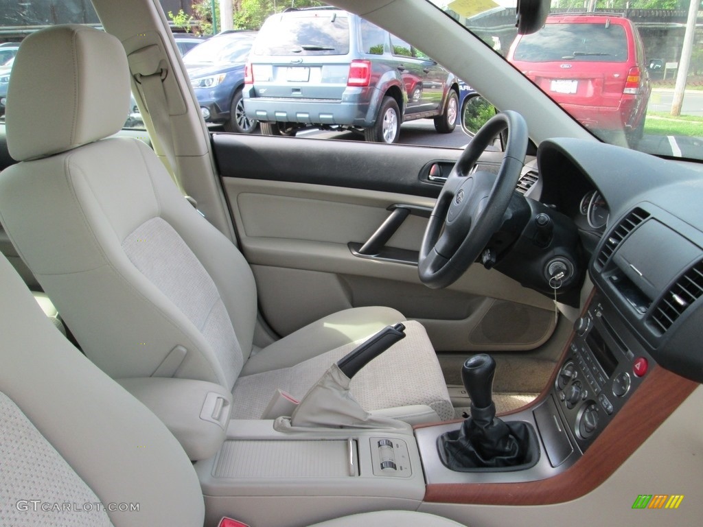 2006 Outback 2.5i Wagon - Champagne Gold Opalescent / Taupe photo #16