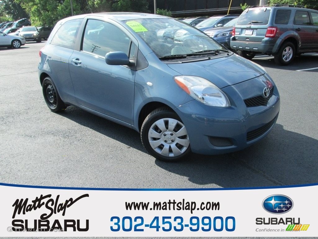 2010 Yaris 3 Door Liftback - Bayou Blue Pearl / Dark Charcoal photo #1