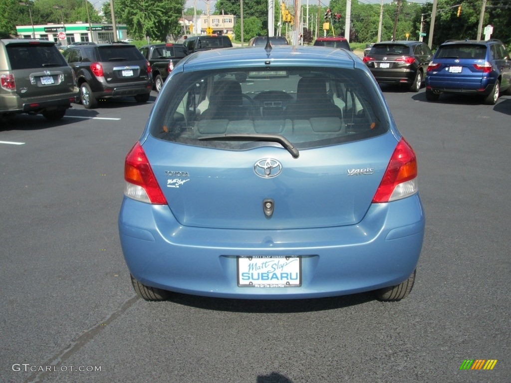 2010 Yaris 3 Door Liftback - Bayou Blue Pearl / Dark Charcoal photo #7