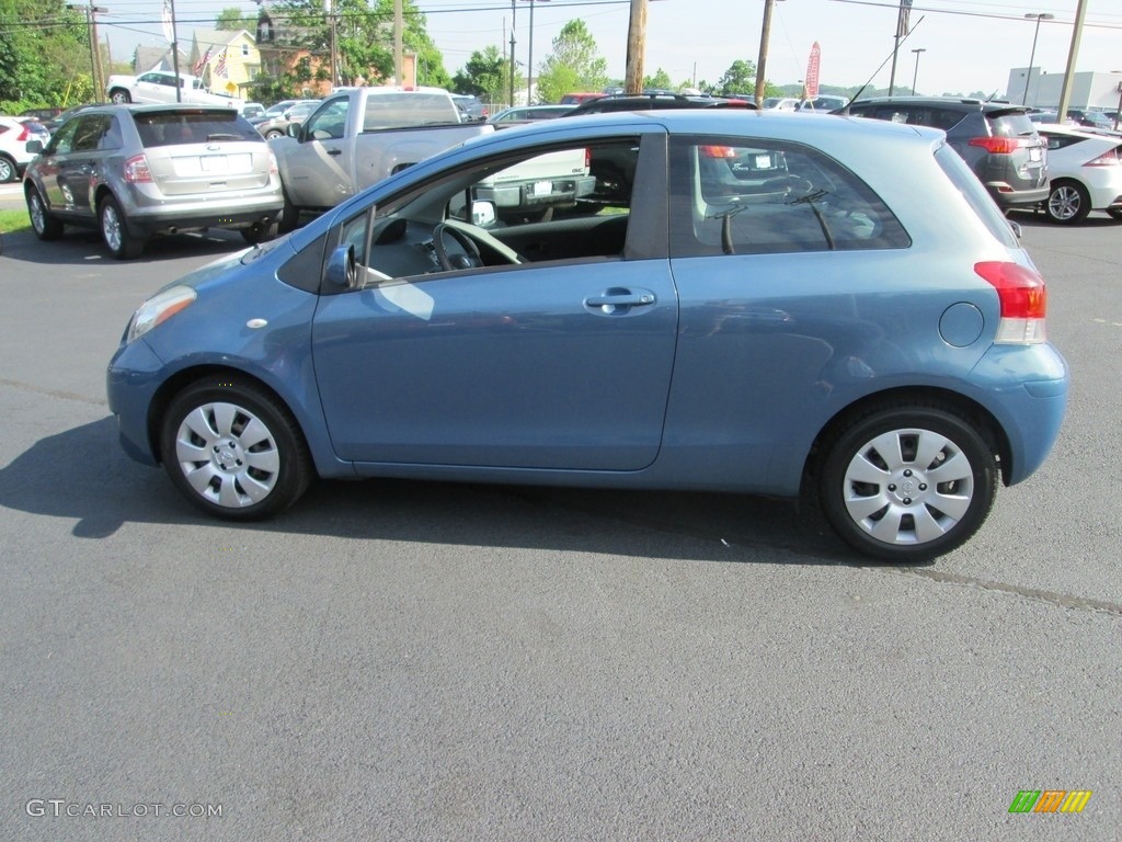 2010 Yaris 3 Door Liftback - Bayou Blue Pearl / Dark Charcoal photo #9