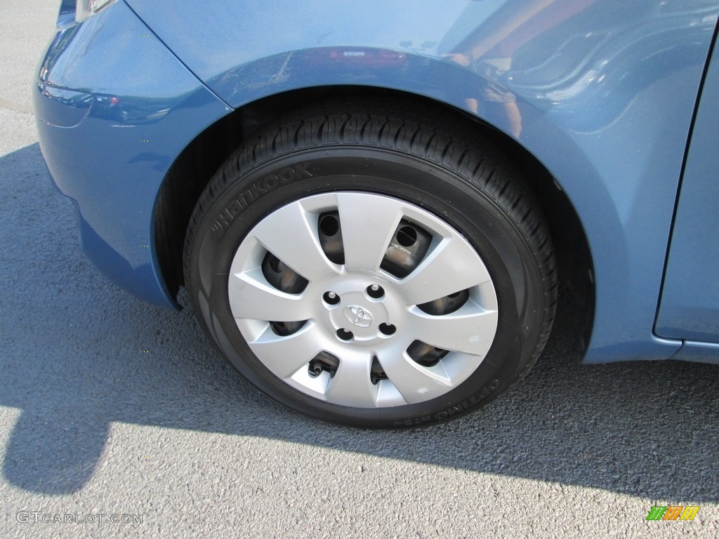2010 Yaris 3 Door Liftback - Bayou Blue Pearl / Dark Charcoal photo #17
