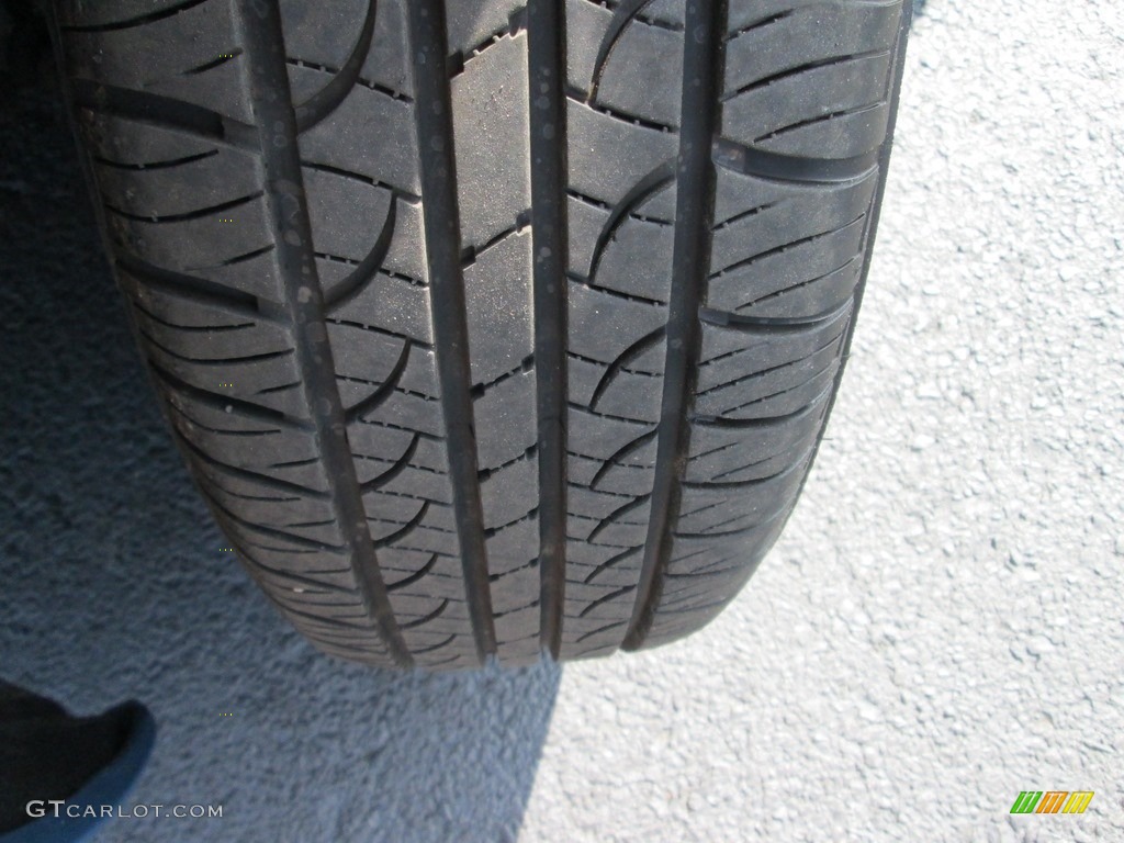 2010 Yaris 3 Door Liftback - Bayou Blue Pearl / Dark Charcoal photo #18