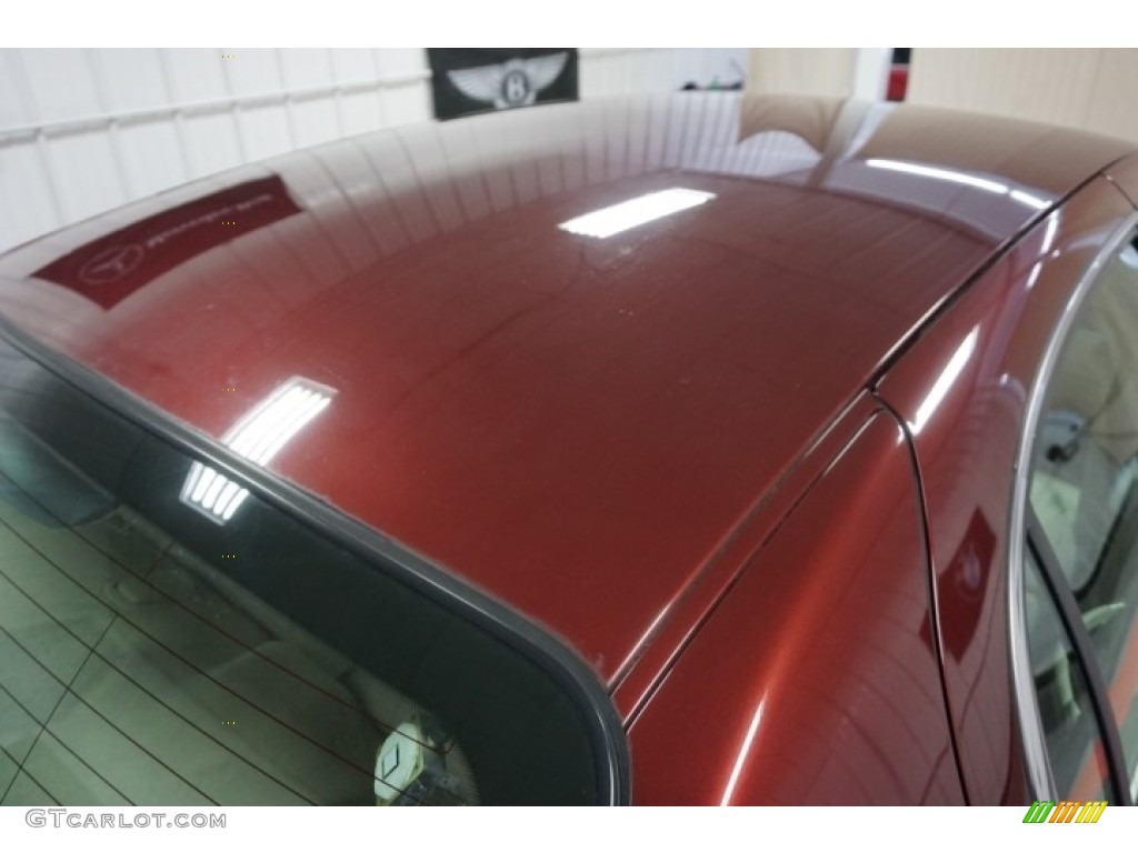 2003 Town Car Signature - Autumn Red Metallic / Medium Dark Parchment/Light Parchment photo #94