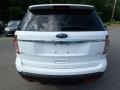 2015 White Platinum Ford Explorer XLT 4WD  photo #3