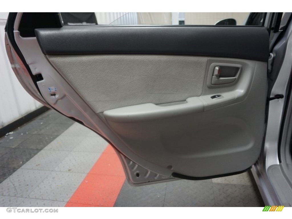 2006 Spectra EX Sedan - Clear Silver / Beige photo #15