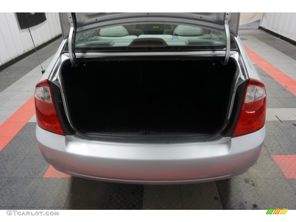 2006 Spectra EX Sedan - Clear Silver / Beige photo #20