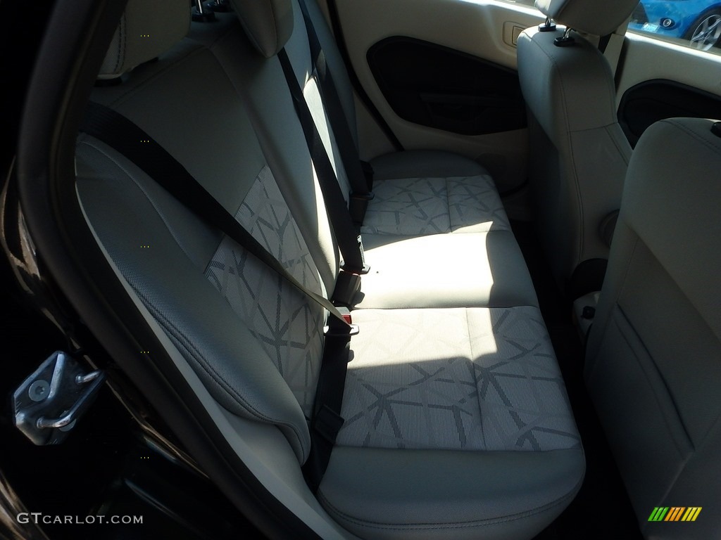 2013 Fiesta SE Hatchback - Tuxedo Black / Charcoal Black/Light Stone photo #14