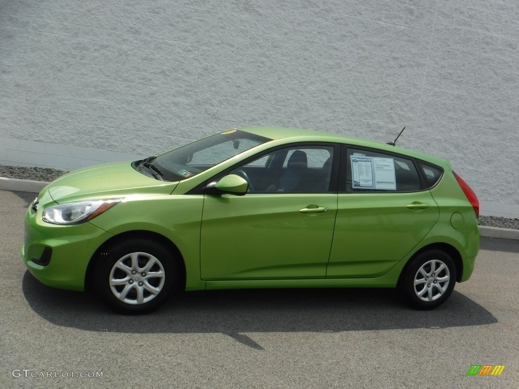 2012 Accent GS 5 Door - Electrolyte Green / Gray photo #2