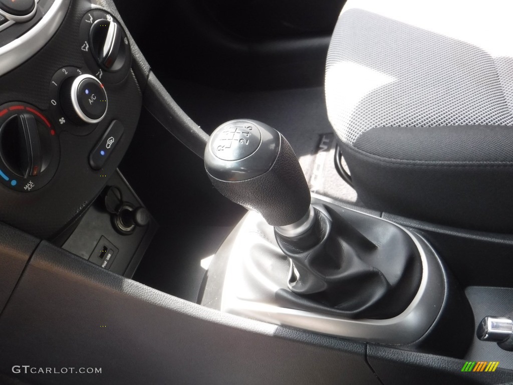 2012 Accent GS 5 Door - Electrolyte Green / Gray photo #17