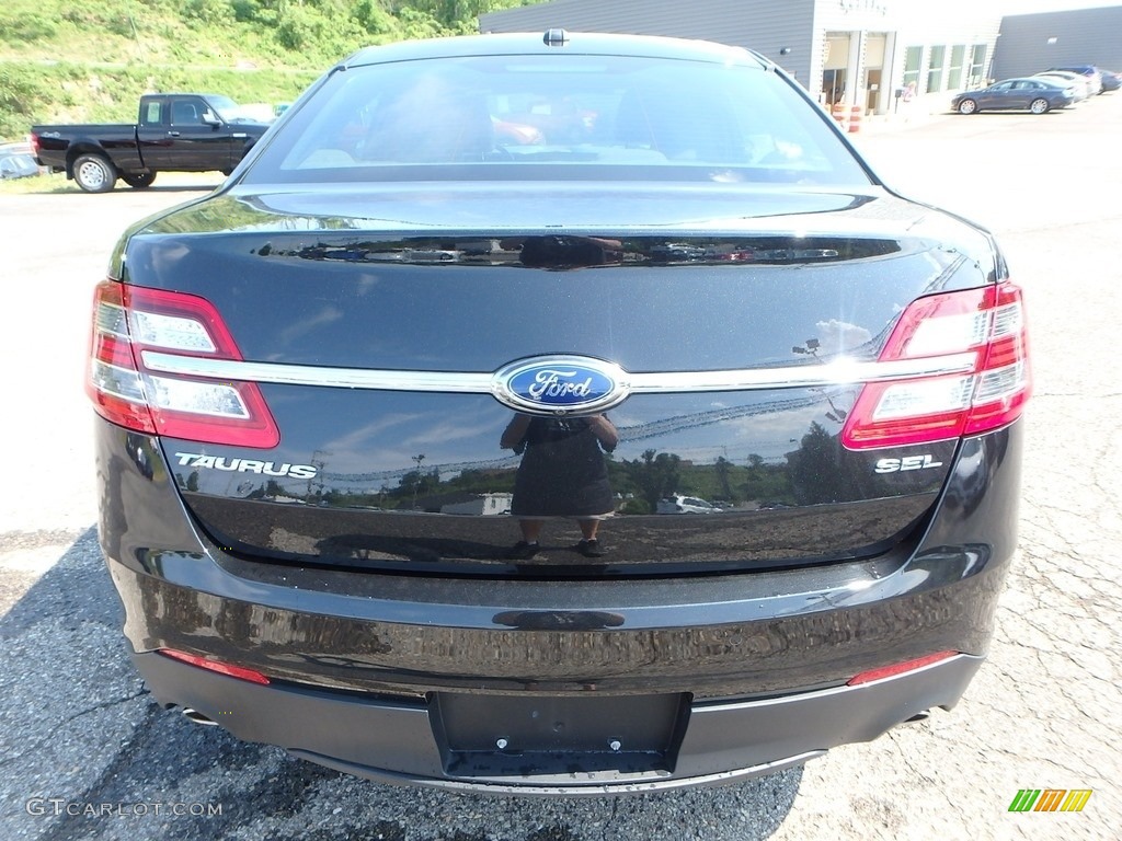 2015 Taurus SEL - Tuxedo Black Metallic / Charcoal Black photo #3