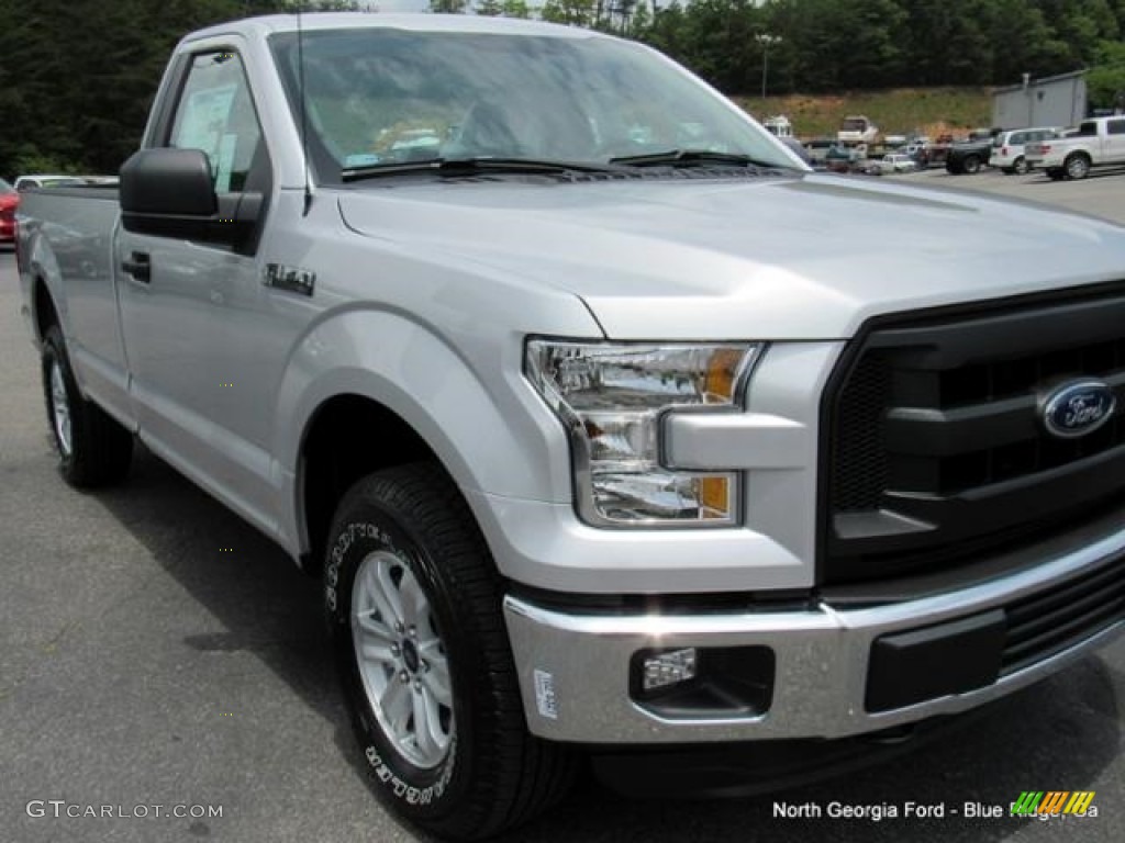 2016 F150 XLT Regular Cab 4x4 - Ingot Silver / Medium Earth Gray photo #28