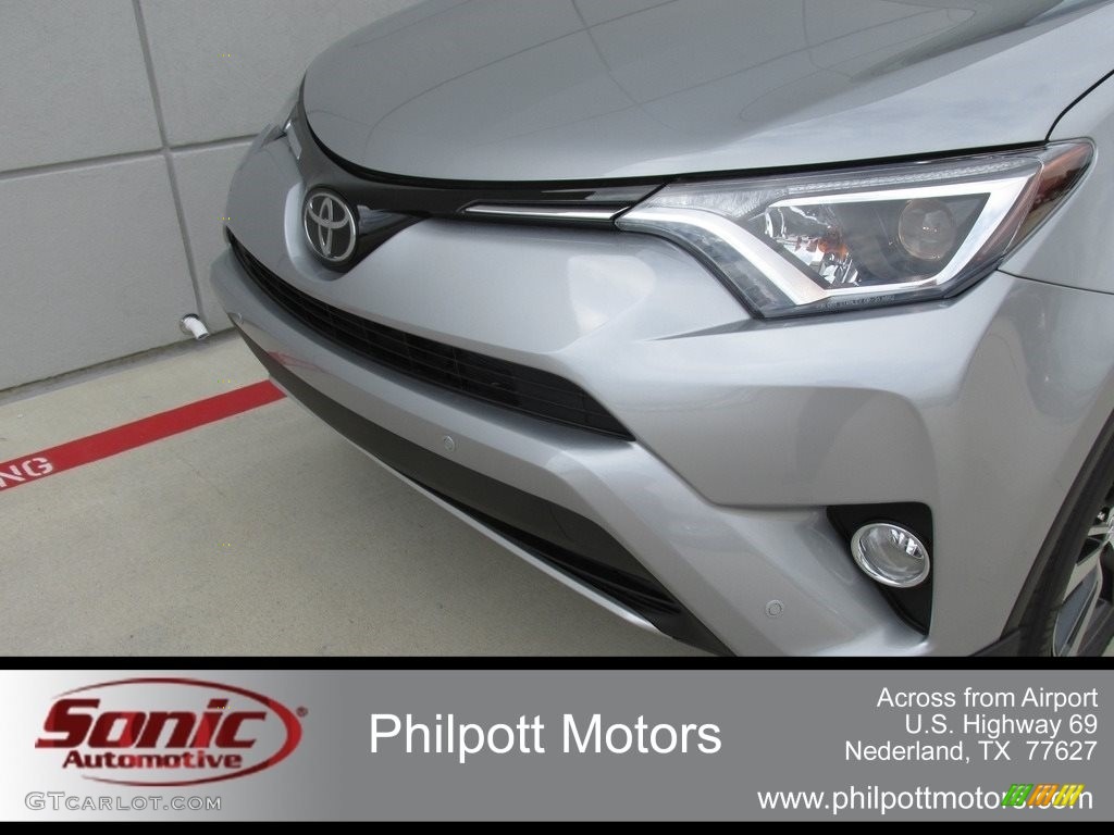 2016 RAV4 XLE - Silver Sky Metallic / Ash photo #10