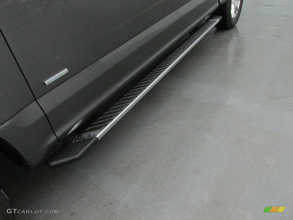 2016 F150 XLT SuperCrew - Magnetic / Medium Earth Gray photo #12
