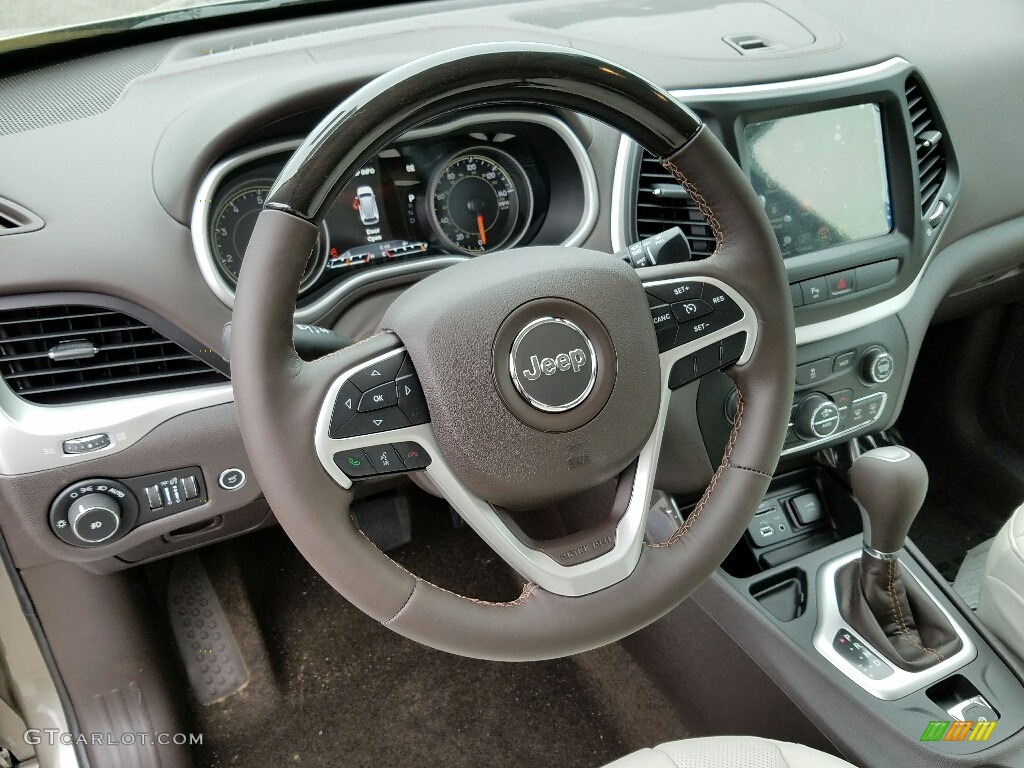 2016 Jeep Cherokee Overland Steering Wheel Photos