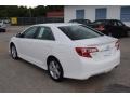 Super White - Camry SE Photo No. 3