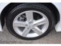 Super White - Camry SE Photo No. 27