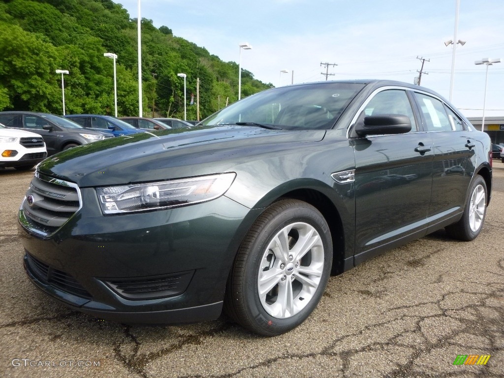 Guard 2016 Ford Taurus SE Exterior Photo #113491880