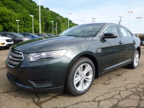 2016 Ford Taurus SE Data, Info and Specs