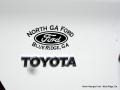 2002 Super White Toyota Camry LE  photo #31