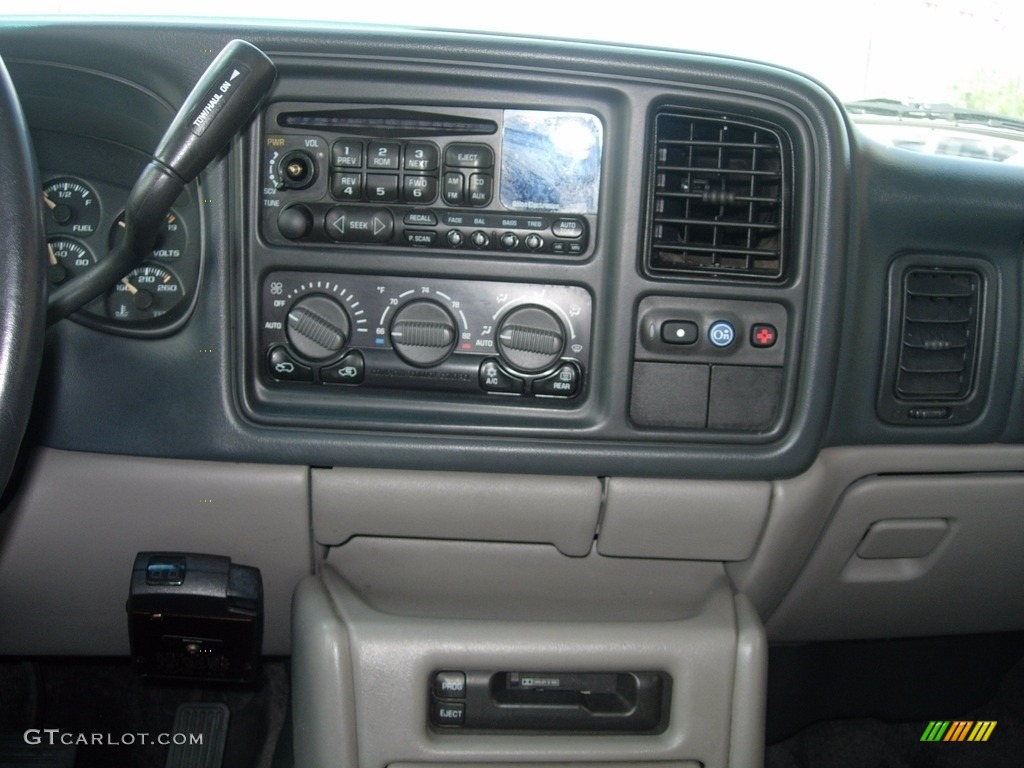 2002 Suburban 1500 LT 4x4 - Redfire Metallic / Medium Gray/Neutral photo #19