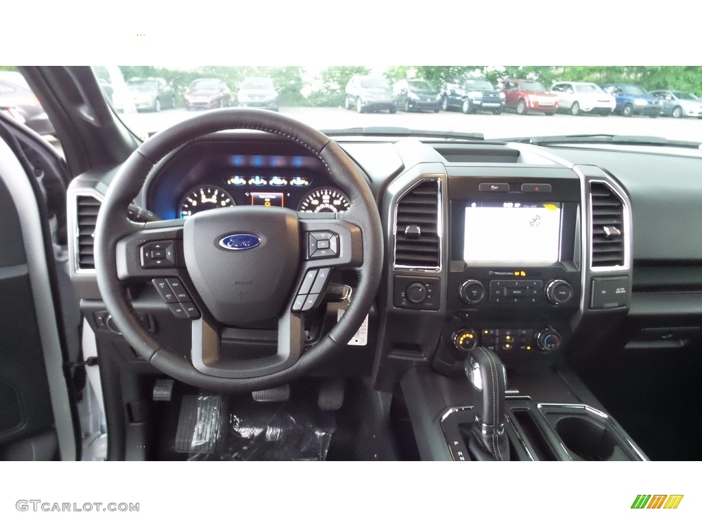 2016 F150 XLT SuperCab 4x4 - Oxford White / Black photo #11
