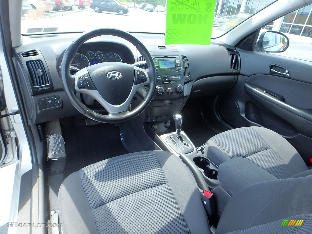 2010 Elantra Touring SE - Quicksilver / Black photo #22