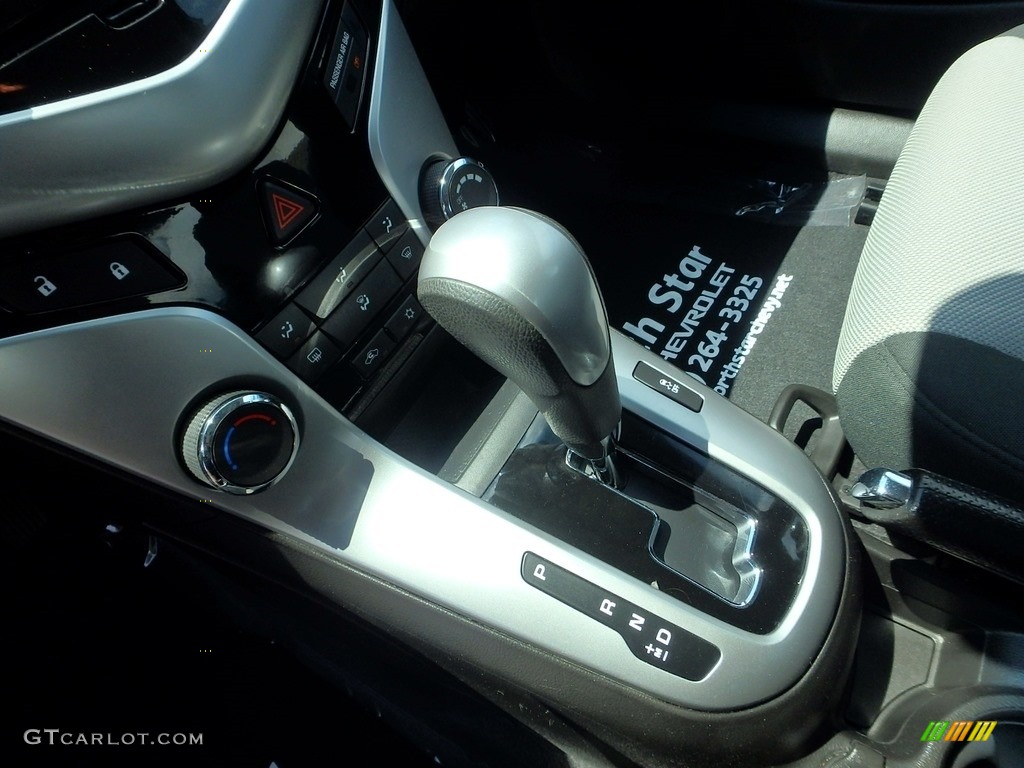 2011 Cruze LS - Taupe Gray Metallic / Jet Black/Medium Titanium photo #26