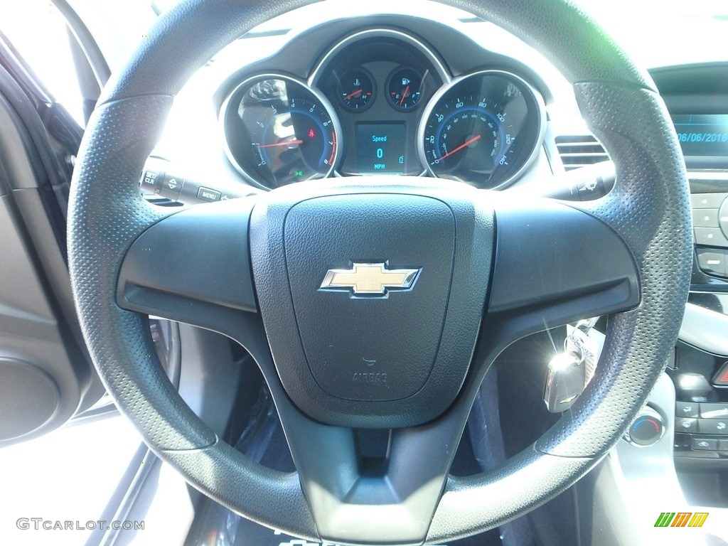 2011 Cruze LS - Taupe Gray Metallic / Jet Black/Medium Titanium photo #27