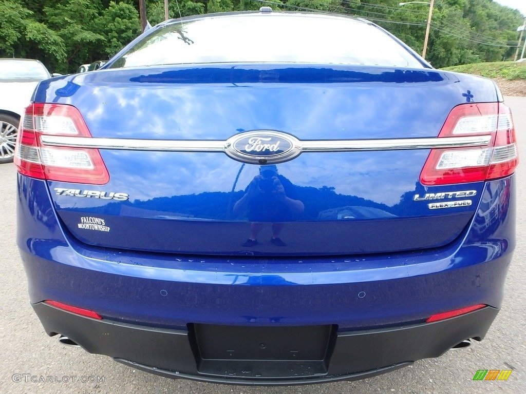 2015 Taurus Limited - Deep Impact Blue Metallic / Dune photo #3
