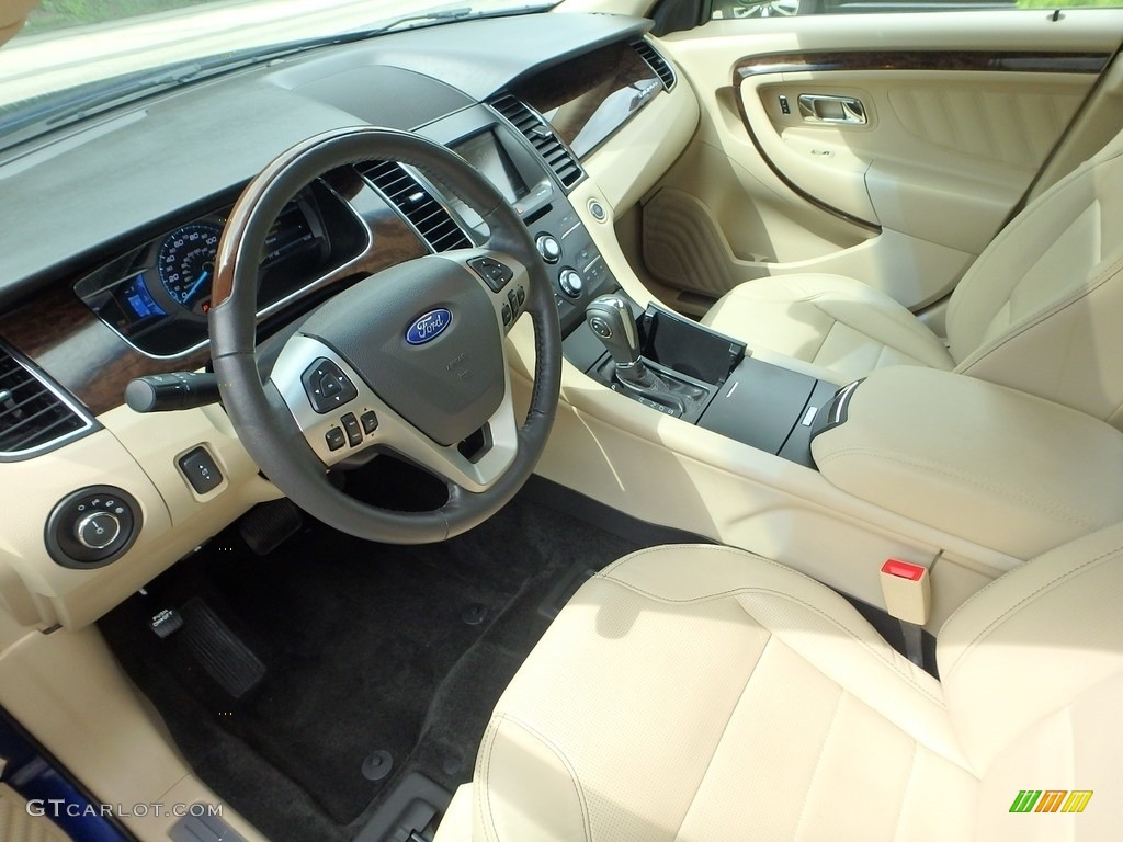 2015 Taurus Limited - Deep Impact Blue Metallic / Dune photo #21