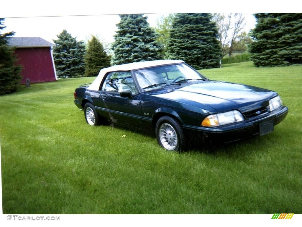 1990 Mustang LX 5.0 Convertible - Deep Emerald Green Metallic / Titanium photo #1