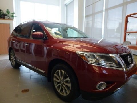 2016 Nissan Pathfinder SL 4x4 Data, Info and Specs